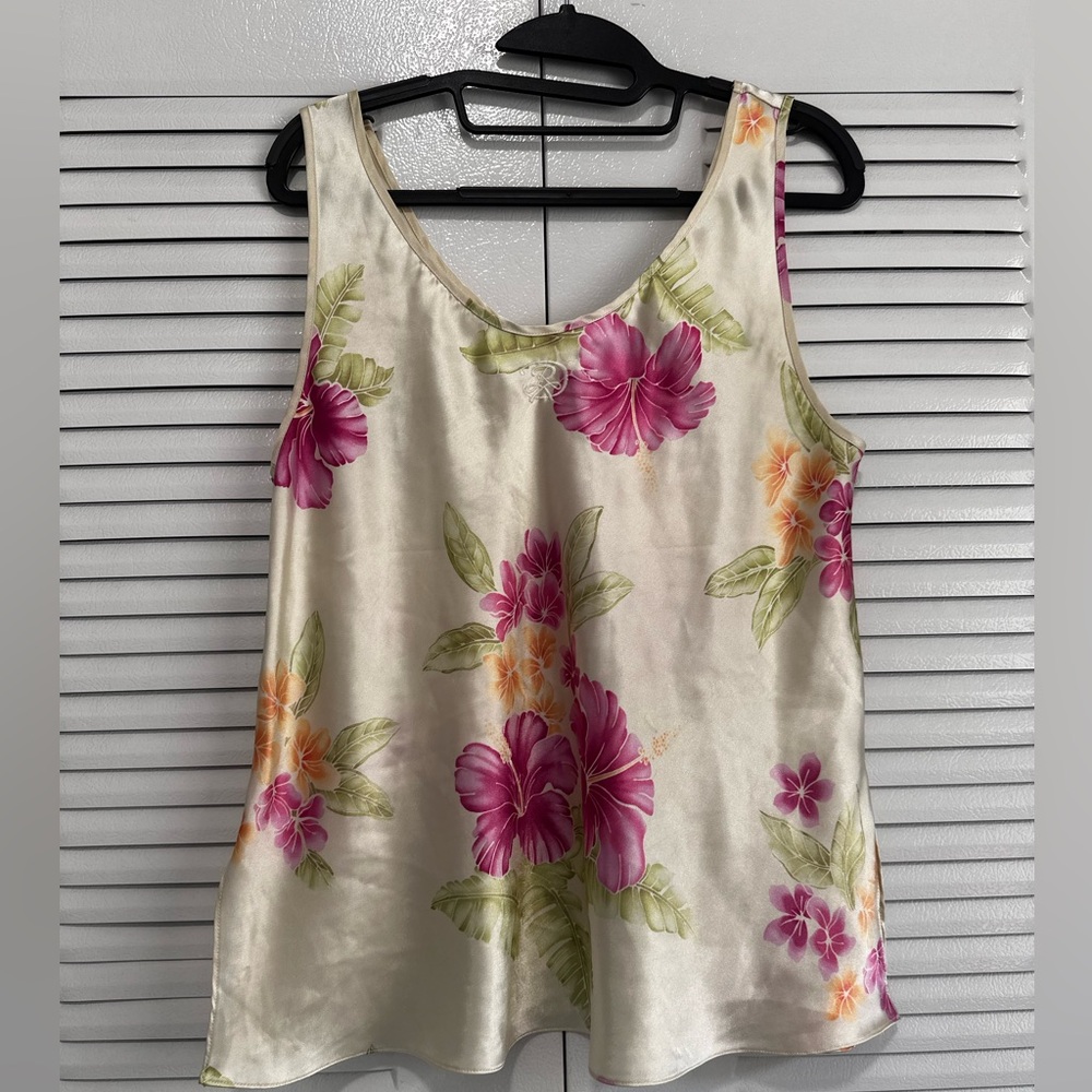 Oscar de la Renta Cream Sleeveless Camisole with Floral Design